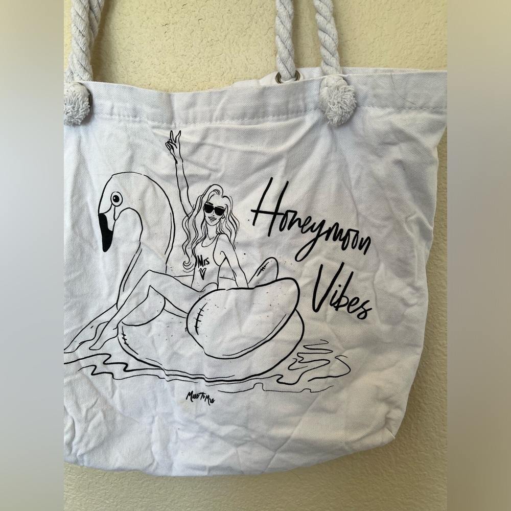 Miss to Mrs | Honeymoon Vibes Canvas Beach Bag - Picture 4 of 12